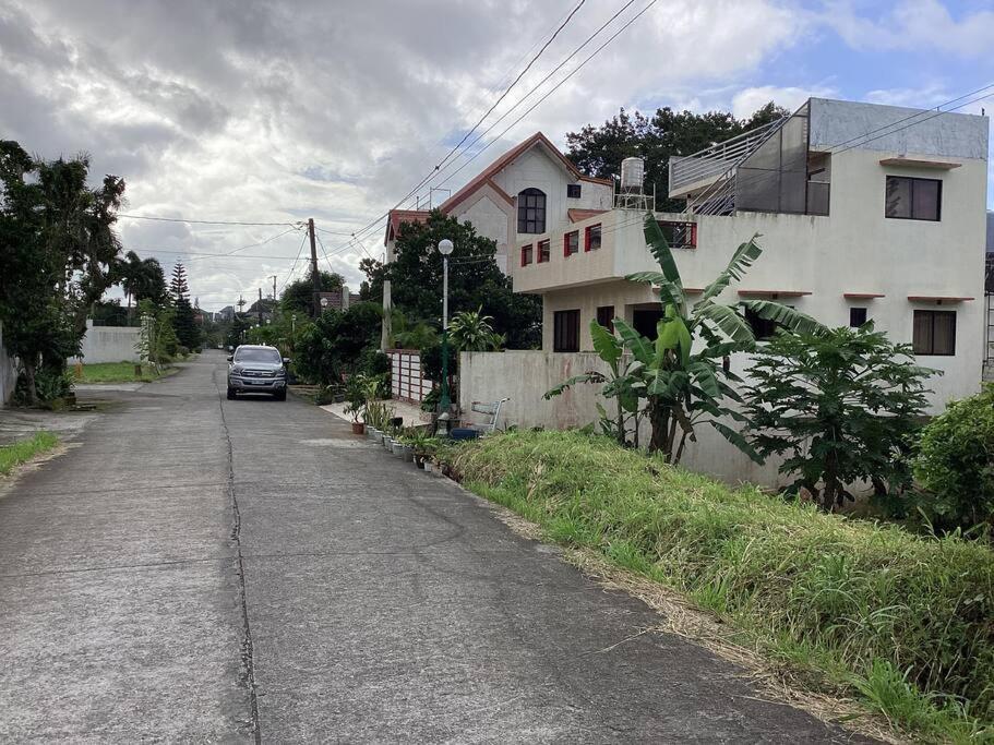 Four Bedroom Staycation House In Tagaytay Tagaytay City Exterior photo